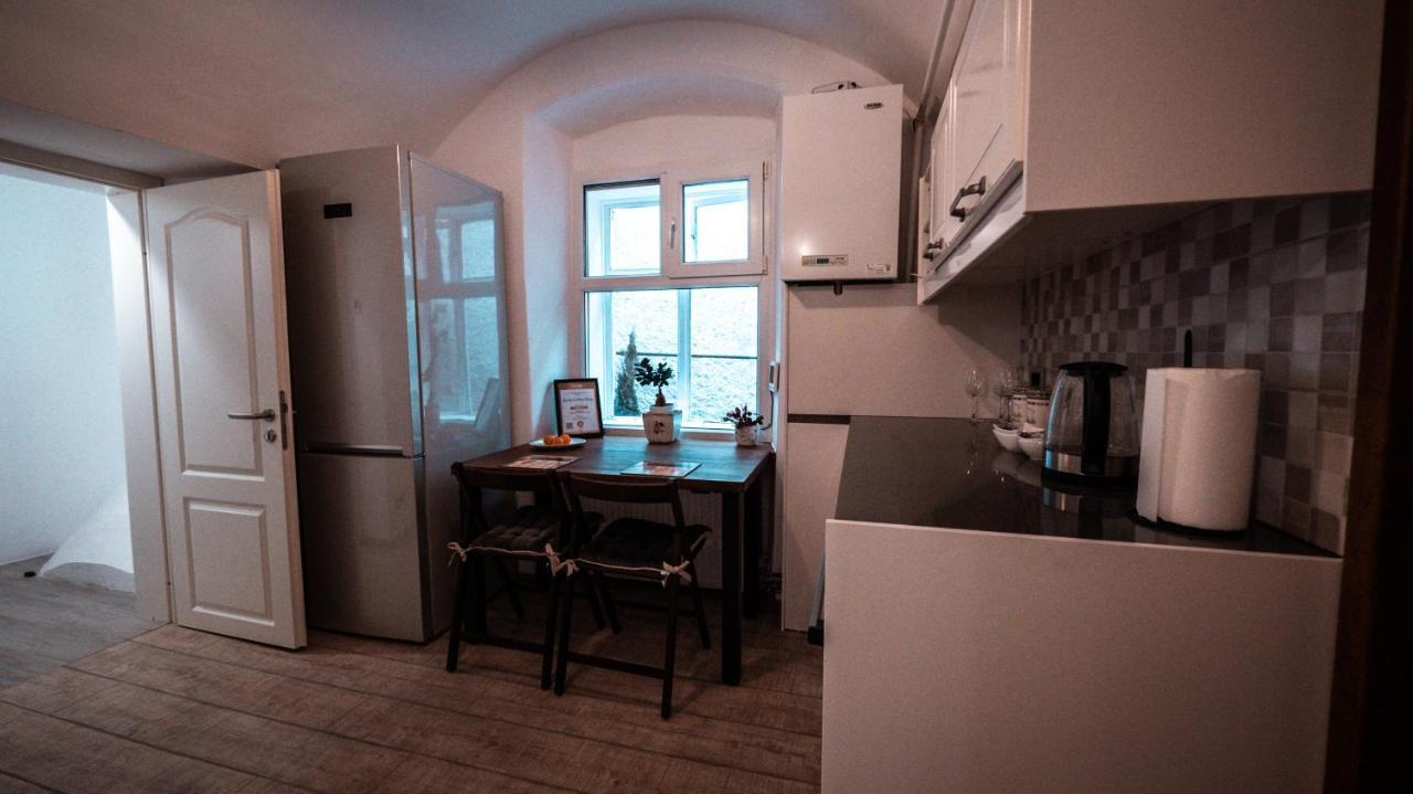 Apartamento La Garcon Braşov Exterior foto